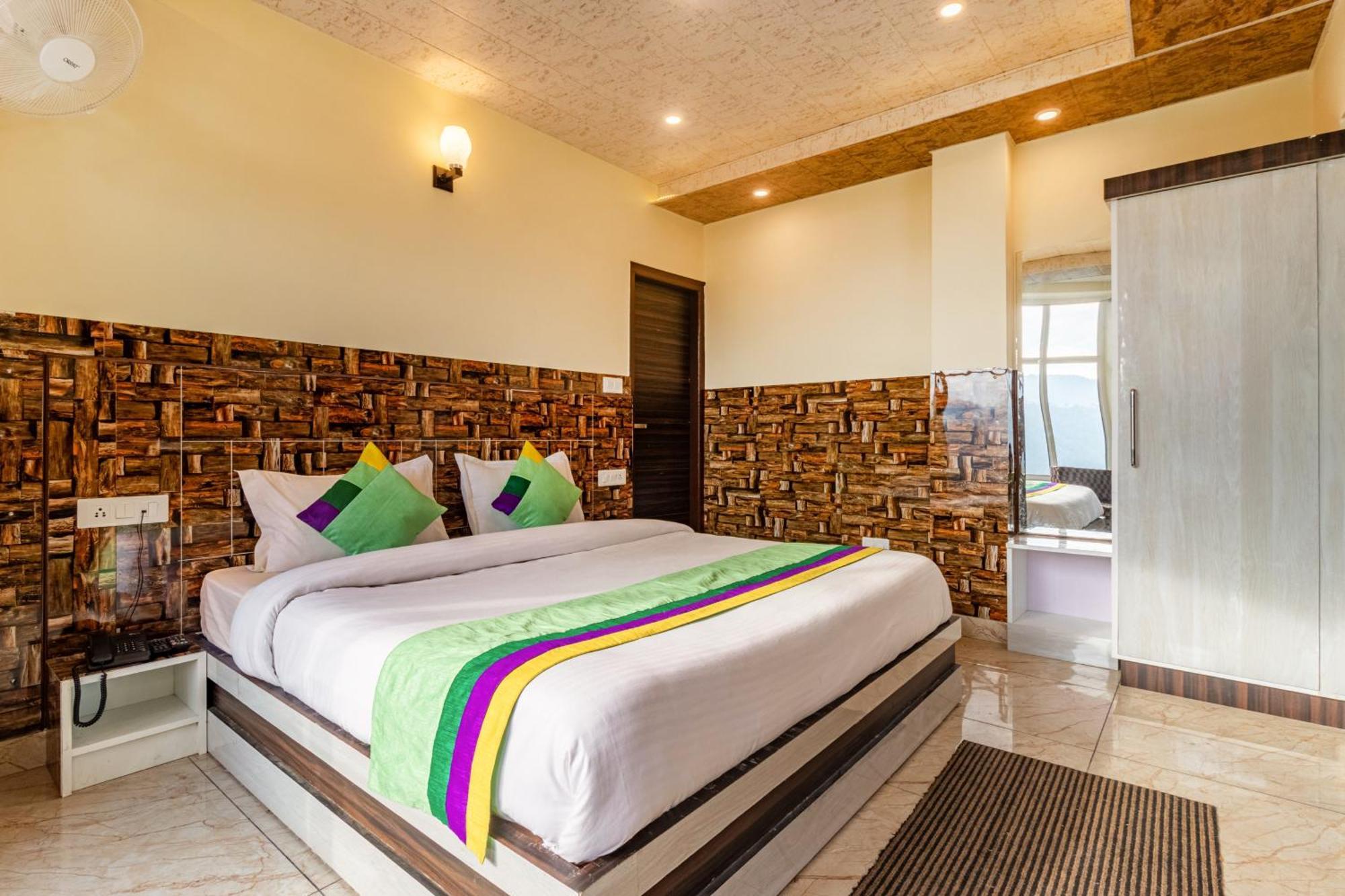 Treebo Srishti Vaikunth With Mountain View Hotel Simlá Kültér fotó