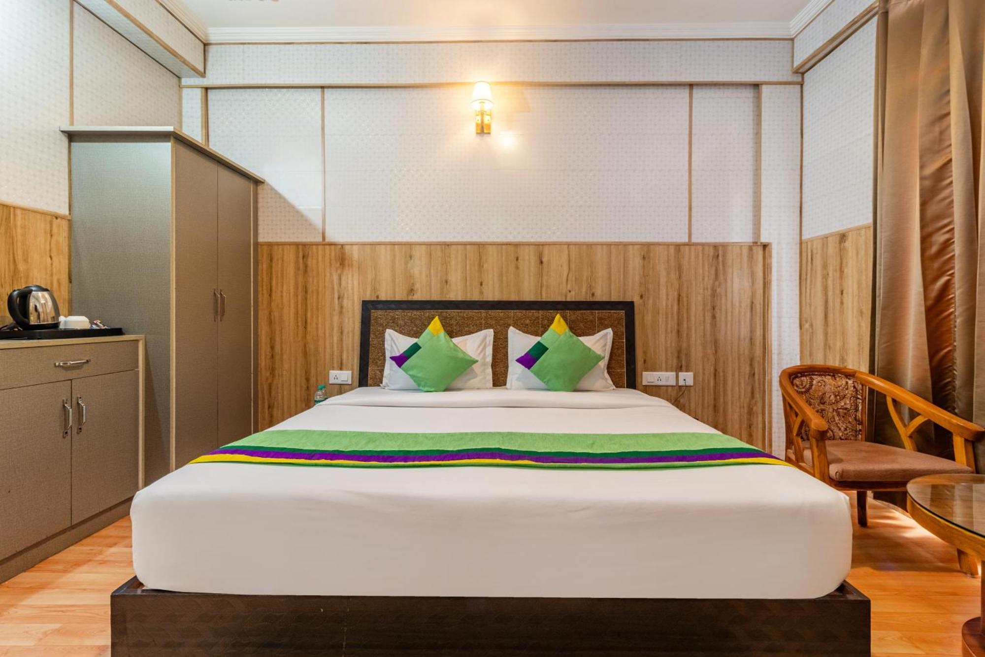 Treebo Srishti Vaikunth With Mountain View Hotel Simlá Kültér fotó